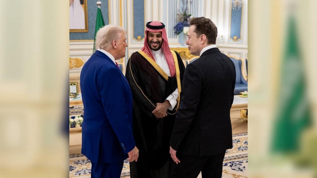 Donald Trump and Elon Musk talking to Mohammed Bin Salman visiting Saudi Arabia