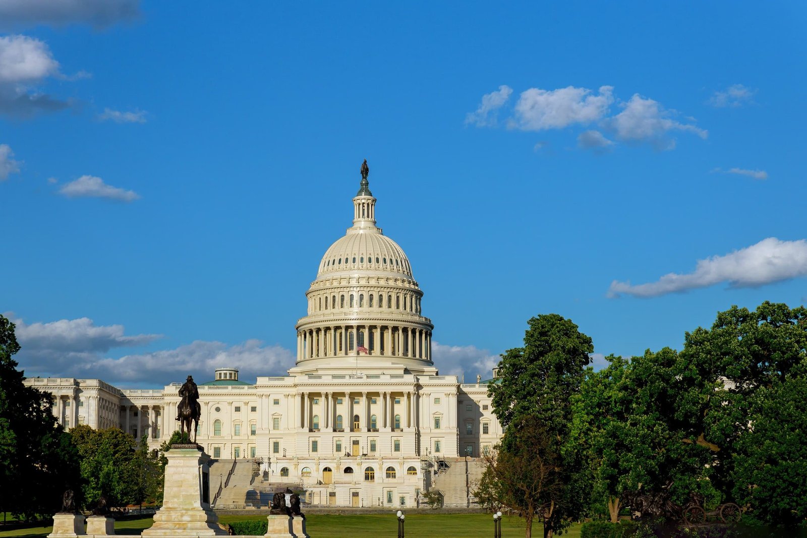 Hackers break into the internal communications network of the United States Congress
